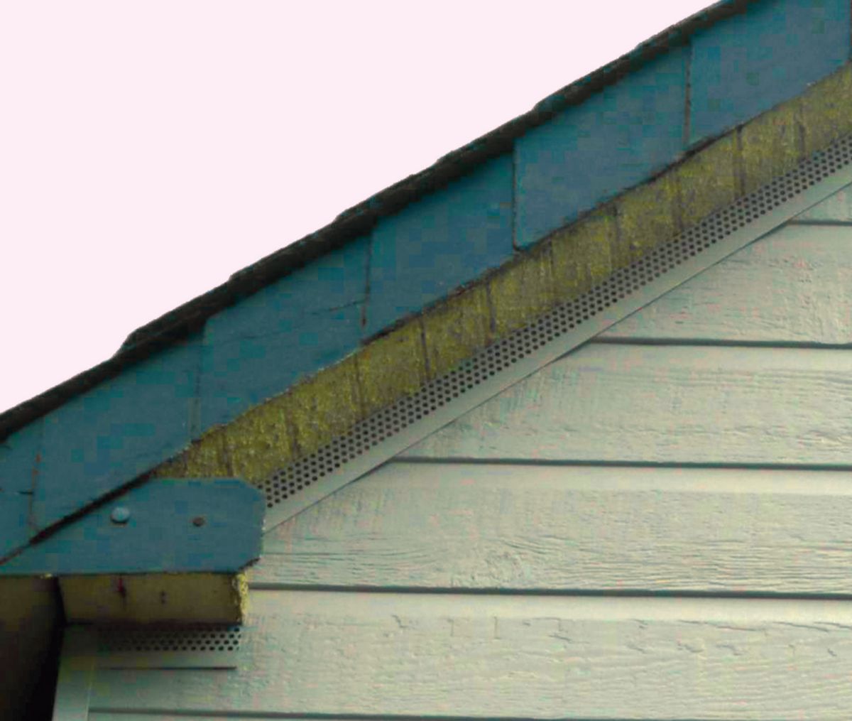 Grille de ventilation en partie haute H13 granit longueur 3m CANEXEL