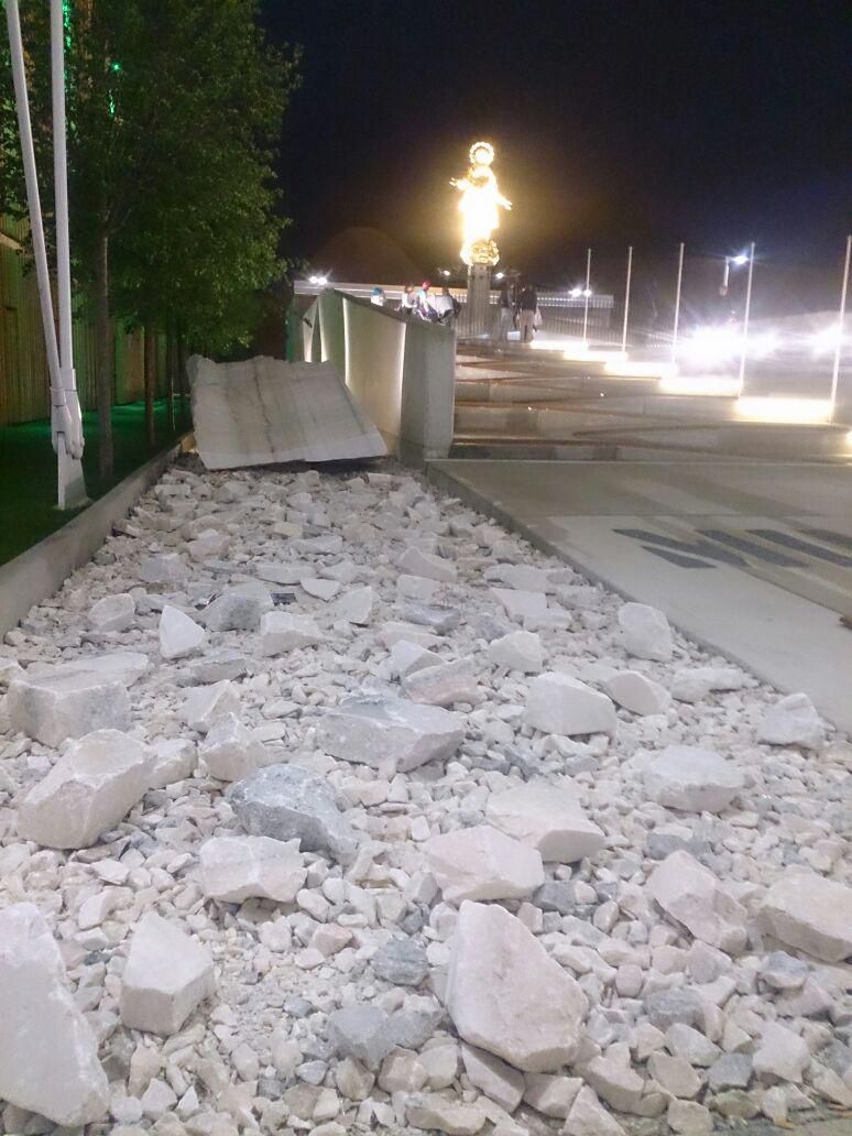 Gravillon de marbre blanc de Carrare concassé 50/70 sac de 25 kg