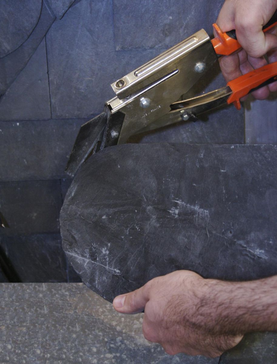 MAT - La Célèbre Pince à Découper Et Poinçonner L'ardoise