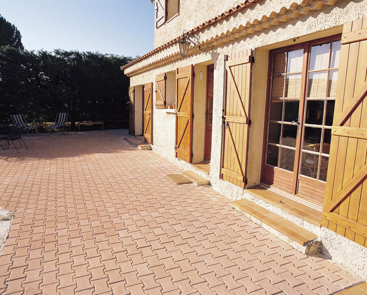 Pavé sol extérieur béton autobloquant en I saumon ép. 6 cm CARRE D'ARC