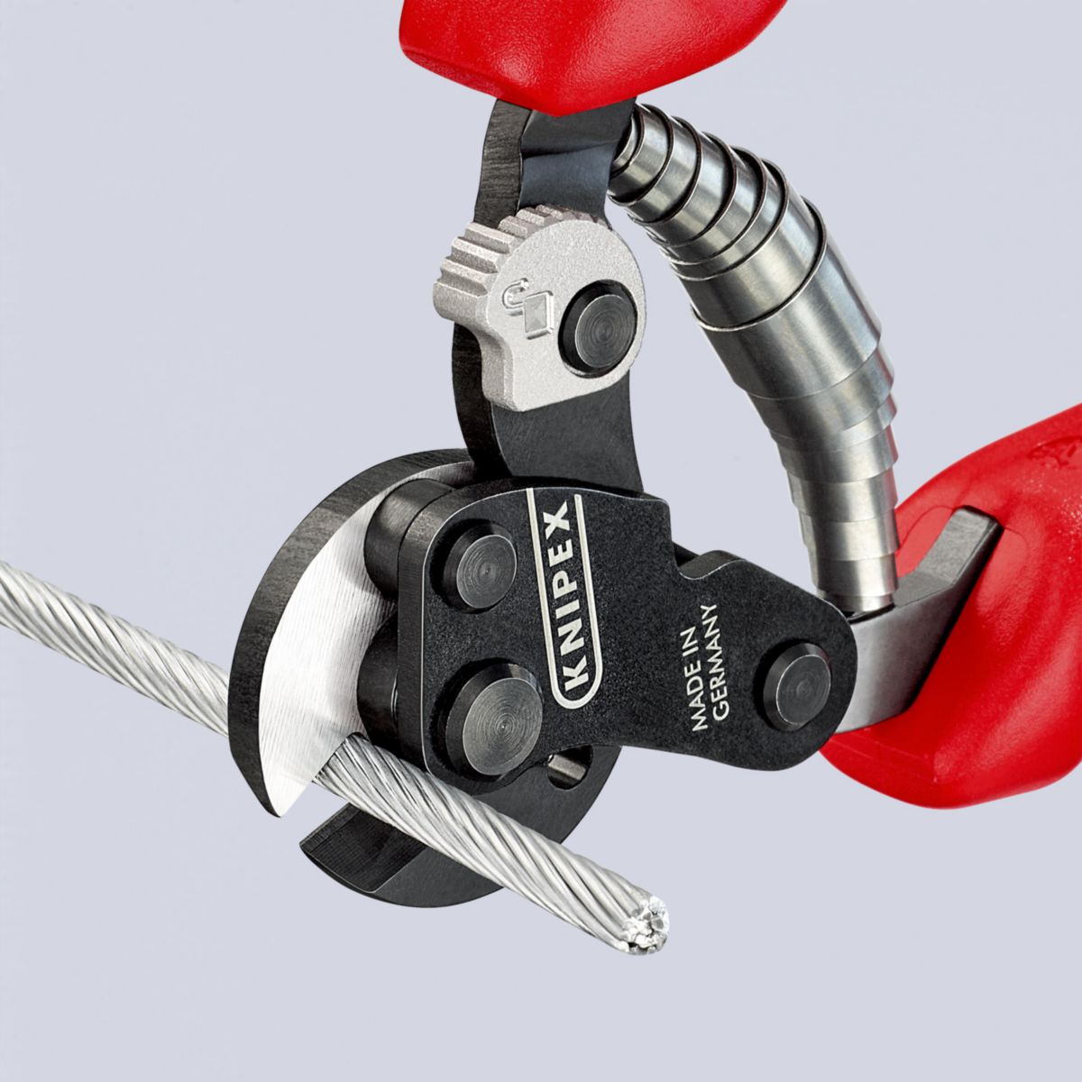 Pince coupecables acier diamètre 46 mm Réf. 95 62 160 KNIPEX